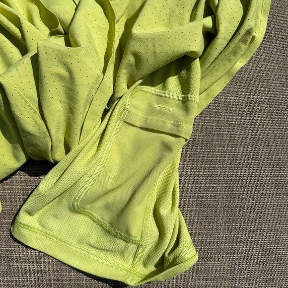 Lululemon Fast and Free short lined Wasabi. Mens size small - Picture 12 of 15